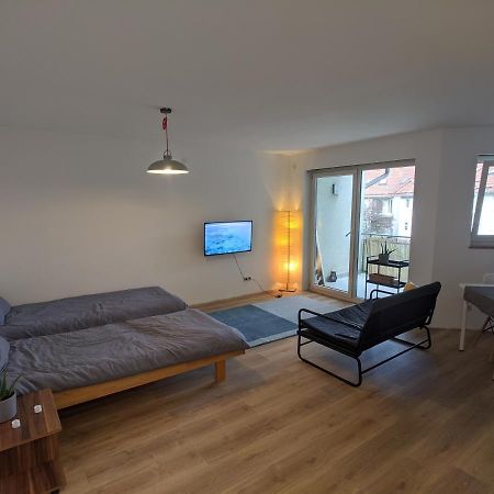 Ideales Messe Appartment 15Min Fahrtweg キルヒハイム・ウンター・テック エクステリア 写真