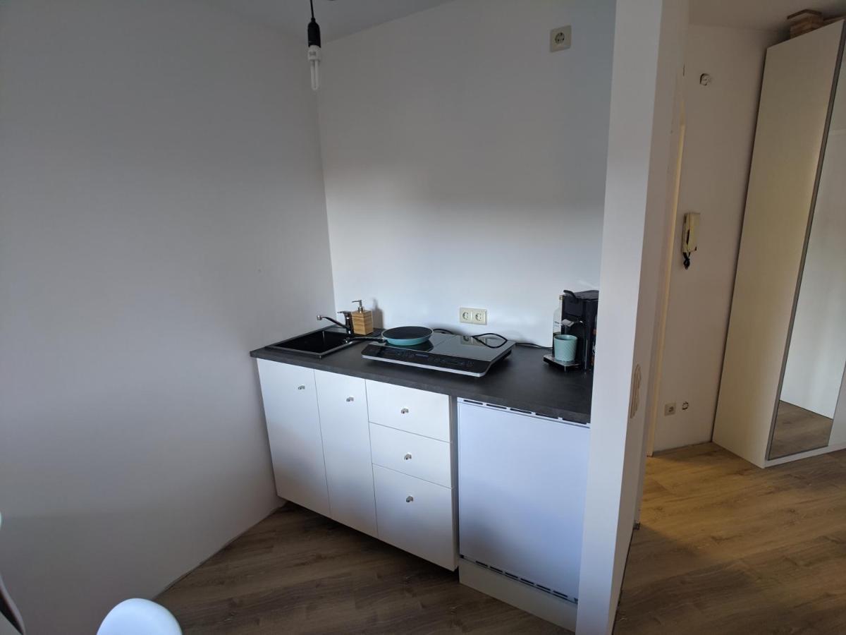 Ideales Messe Appartment 15Min Fahrtweg キルヒハイム・ウンター・テック エクステリア 写真