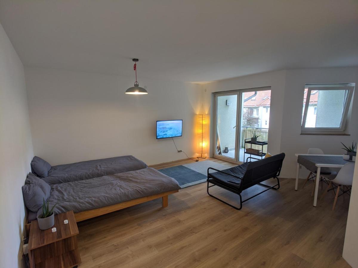Ideales Messe Appartment 15Min Fahrtweg キルヒハイム・ウンター・テック エクステリア 写真