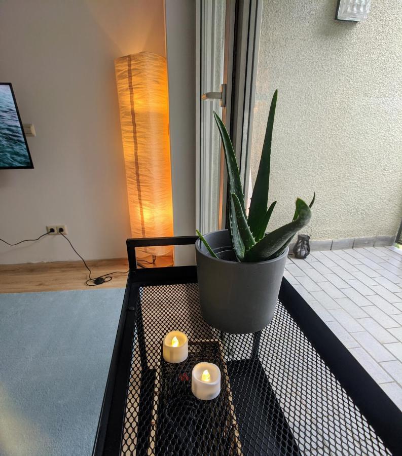 Ideales Messe Appartment 15Min Fahrtweg キルヒハイム・ウンター・テック エクステリア 写真